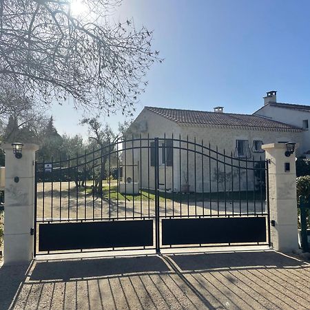 Arles Campagne Location "La Campagn'Arles" Bed & Breakfast Ngoại thất bức ảnh